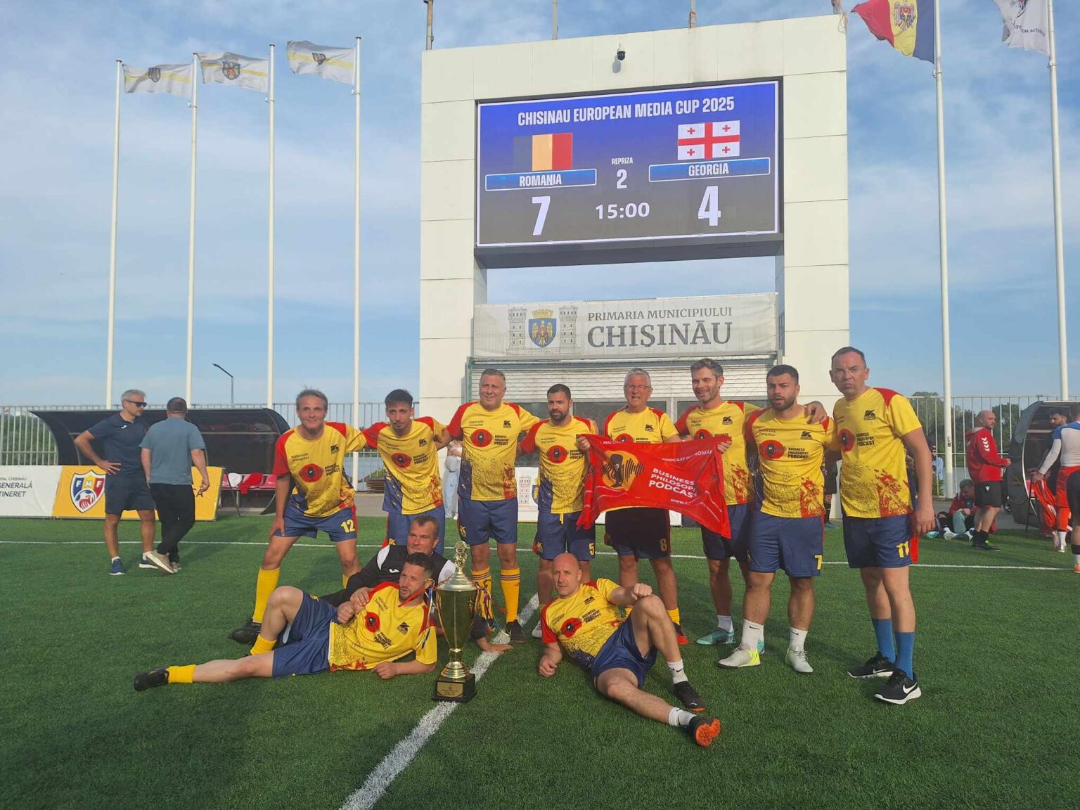Naționala de fotbal a jurnaliștilor români, medaliată cu aur la Euro Cup Media 2025, merge să își apere titlul cucerit la Chișinău